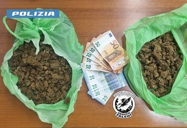 Cagliari, beccati mentre vendevano la droga: in manette una coppia