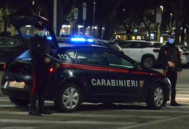 Cagliari, prese a morsi il rivale durante una lite: denunciato 34enne