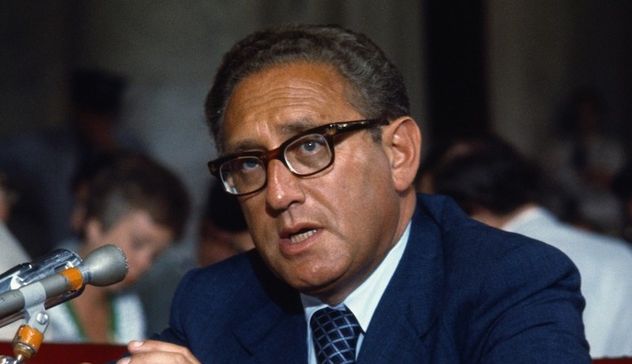 Morto a 100 anni Henry Kissinger, ex segretario di Stato Usa
