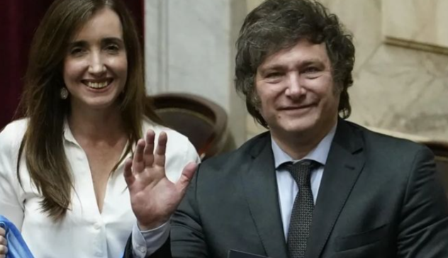 Javier Milei ha giurato, è il nuovo presidente dell'Argentina