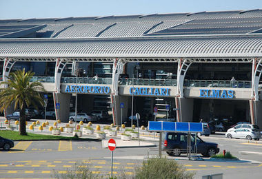 Fusione degli aeroporti sardi, c’è il ricorso di Confcommercio al Tar