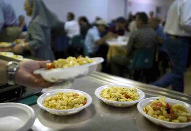 Più povertà a Cagliari, aumentano le richieste d'aiuto a Caritas