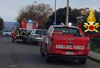 Ghilarza. Incidente tra due auto, donna in ospedale