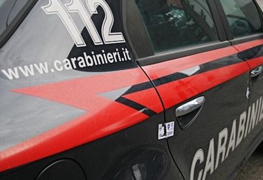 Milano: abusi sulla figlia minorenne della ex compagna, arrestato 58enne