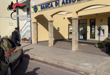 Rapina in banca a Santa Giusta: arrestato anche il secondo bandito