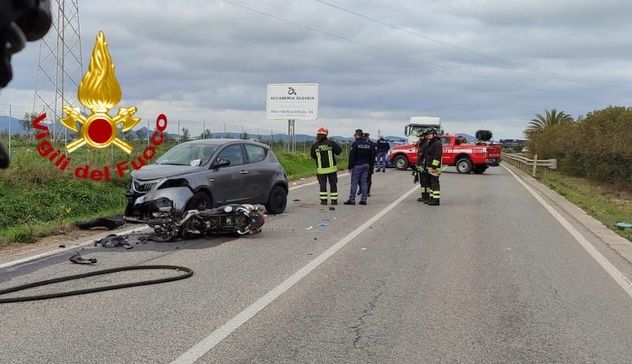 Frontale strada dei Due Mari ad Alghero: morto il giovane motociclista