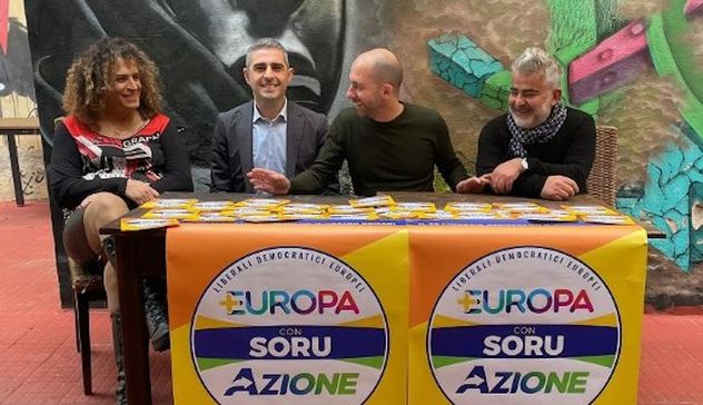 Federico Pizzarotti a Olbia per sostenere la lista +Europa-Azione con Soru