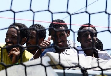 “Nel 2023 diminuiti i migranti irregolari”, il rapporto di Ismu