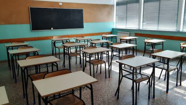 Accusato di abusi sessuali su 4 minorenni, docente sospeso per un anno