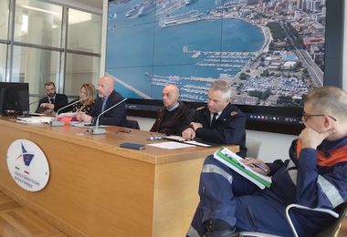 Al porto di Cagliari aumentano i controlli in banchina e sulle navi 