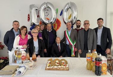 Alghero festeggia un nuovo centenario, il signor Giacomo Idda