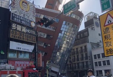 Taiwan: forte terremoto, 4 morti e persone intrappolate sotto edifici crollati