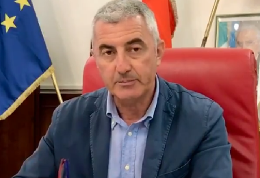 Terremoto alla Fondazione Alghero: il sindaco Conoci revoca Delogu 