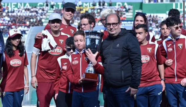 Calcio: Torneo Selis, Infantino plaude 