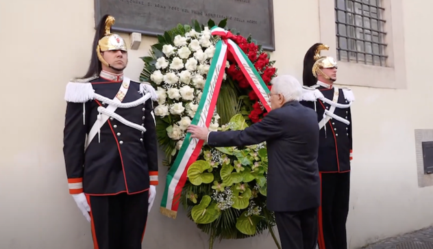 Terrorismo: Mattarella rende omaggio a Moro a via Caetani
