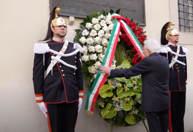 Terrorismo: Mattarella rende omaggio a Moro a via Caetani