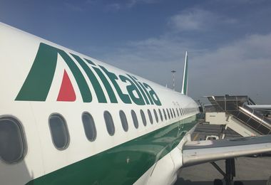 Aerei, oggi sciopero nazionale: 14 voli cancellati nello scalo di Cagliari e Alghero