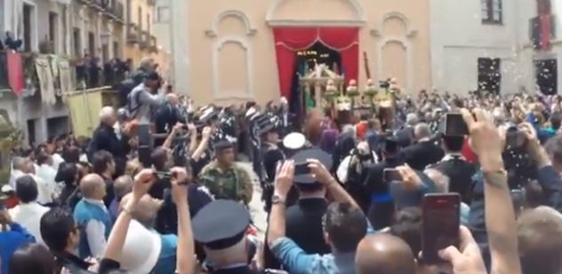 Festa di Sant'Efisio. Il Comune di Cagliari mette a disposizione 50 pass per fotografi e operatori