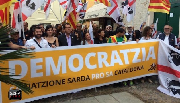 Alghero. Manifestazione di solidarietà per la Catalogna