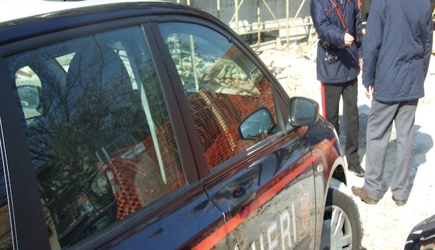 Controlli dei Carabinieri nei cantieri edili: scattano 3 denunce e 2 sanzioni