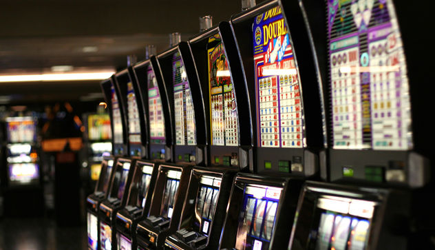 Il sindaco di Golfo Aranci Fasolino vieta le slot machine