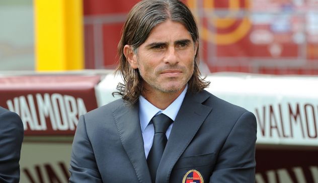 L’allenatore del Cagliari Lopez: “Il Var? Sono i primi mesi, è ovvio che ci siano stati degli errori”