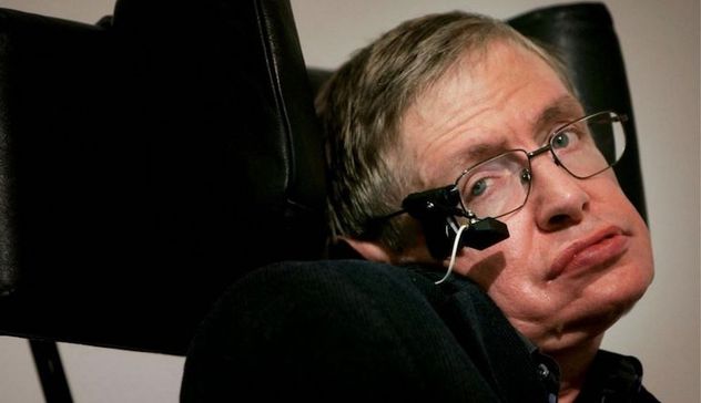 Addio a Stephen Hawking, una delle menti più brillanti al mondo