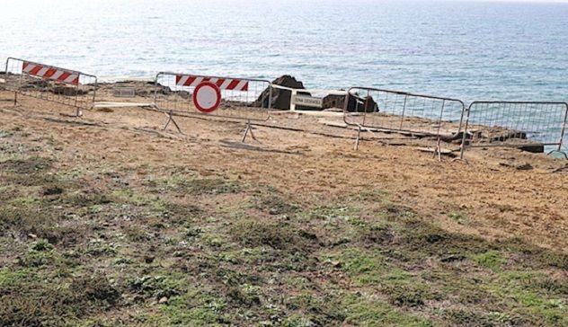 Rischio crolli: interdetta la spiaggia di San Giovanni di Sinis