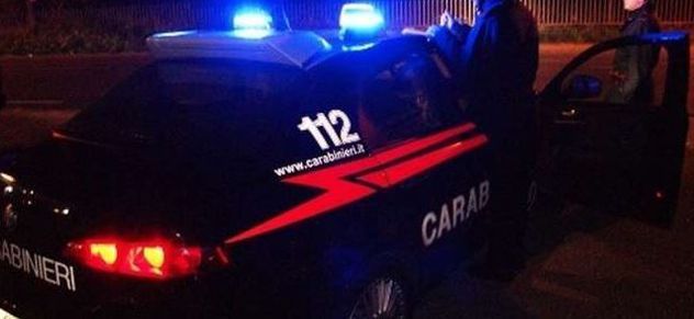 Ubriaco e senza patente: giovane denunciato dai Carabinieri