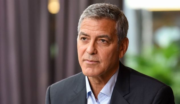 George Clooney è stato dimesso dall''ospedale di Olbia