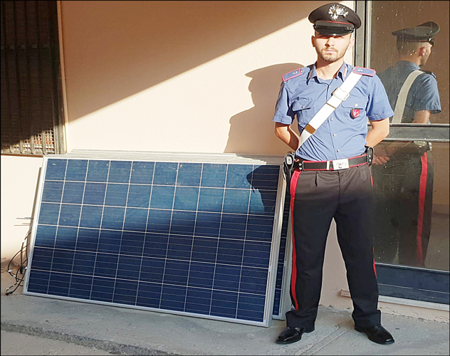  Ladro di pannelli solari in trappola, i Carabinieri arrestano un 38enne pregiudicato 