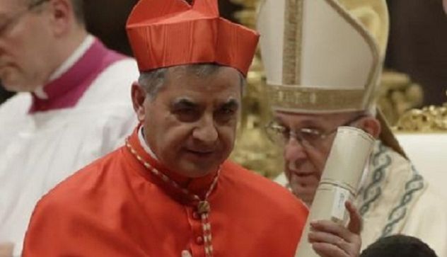 Il cardinale Angelo Becciu riabbraccia la sua gente, la diretta su Sardegna Live