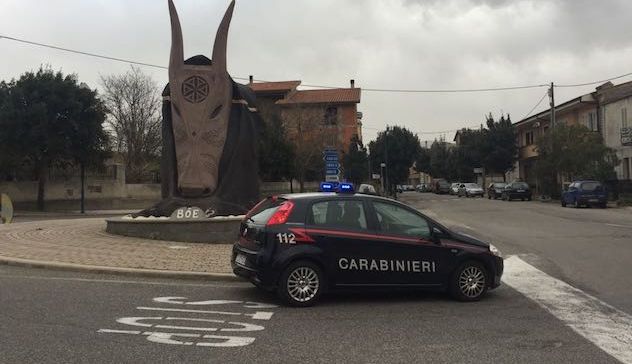 Scuola elementare devastata dai vandali: indagano i Carabinieri
