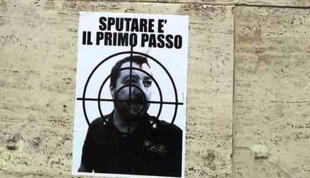 Volantini di minaccia per Salvini a Cagliari. Lui risponde: 