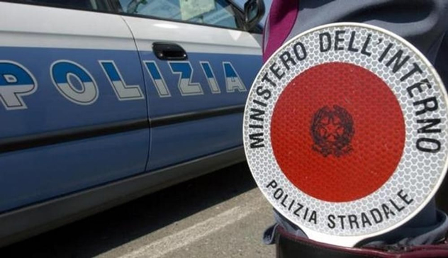 Al volante ubriaco e senza assicurazione, 47enne denunciato dalla PolStrada