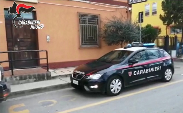 Attentati contro un maresciallo dei Carabinieri: due persone indagate