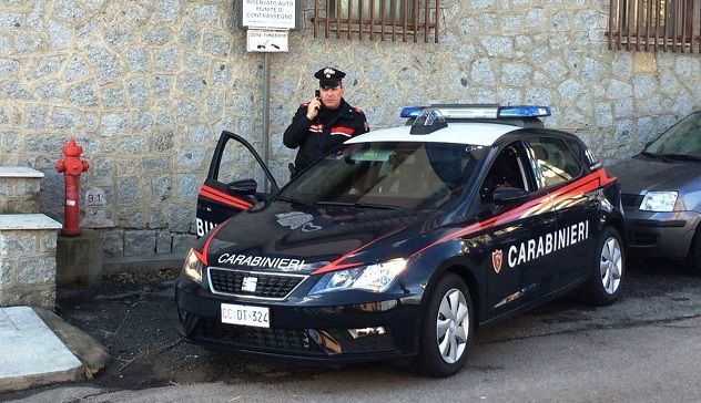 Atti intimidatori contro carabiniere: due persone indagate