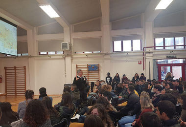 “La Regione incontra le scuole”: incontro sulle migrazioni al Liceo de Castro