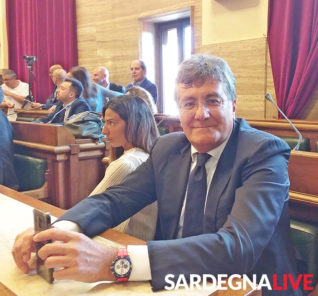 Edoardo Tocco, l’esordio in consiglio come presidente: “C’è tanto da fare, maggioranza e opposizione insieme per la città”