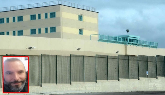 Carcere, rissa tra detenuti: gli agenti della Polizia Penitenziaria trovano un microcellulare in una cella