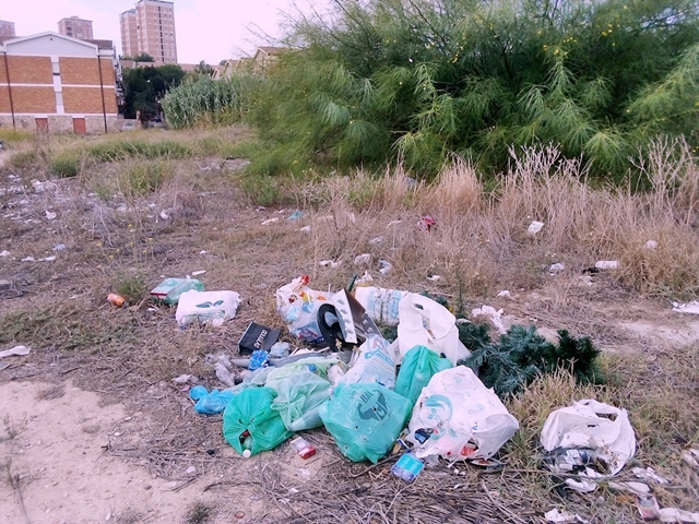 Al Cep e quartiere Europeo crescono le discariche, Valerio Piga: “Guardate la vergogna a cui nessuno pare interessare”