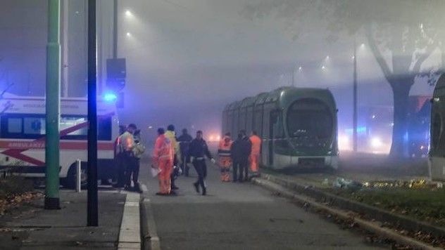 Milano. Investito dal tram mentre attraversa la strada: muore un 45enne Originario di Arzana
