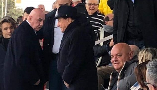 Berlusconi in tribuna a Olbia per la sfida contro il suo Monza