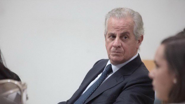 Favorì la latitanza di Matacena: Claudio Scajola condannato a 2 anni