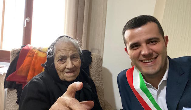 Nughedu Santa Vittoria festeggia i 103 anni di zia Rosa Congiu