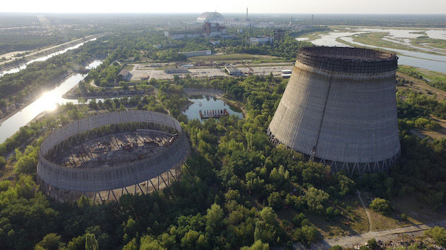 Incendio nella zona dell’ex centrale Chernobyl: radiazioni 16 volte oltre la norma