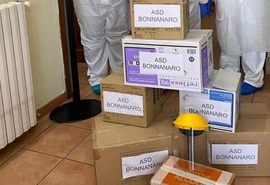 Il grande cuore dell’Asd Bonnanaro: donati dispositivi Dpi a Casa Bonaria