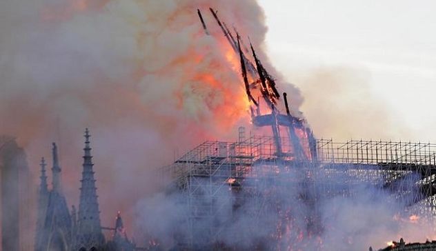 Notre-Dame: un anno fa il maxi incendio nella cattedrale di Parigi