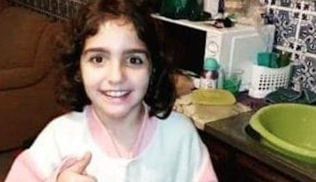 Trovata morta Valentina, scomparsa da casa a 9 anni: arrestati il padre e la matrigna