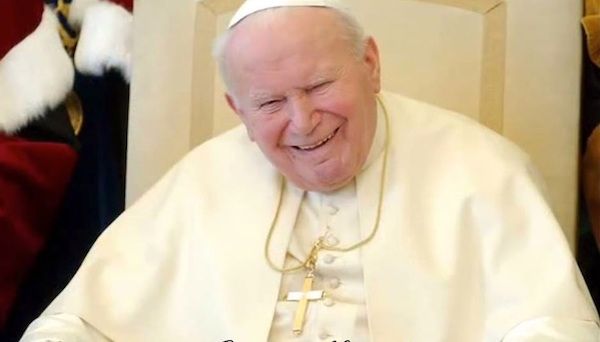 Cento anni fa nasceva Karol Wojtyla, il papa santo amato e ricordato da tutti